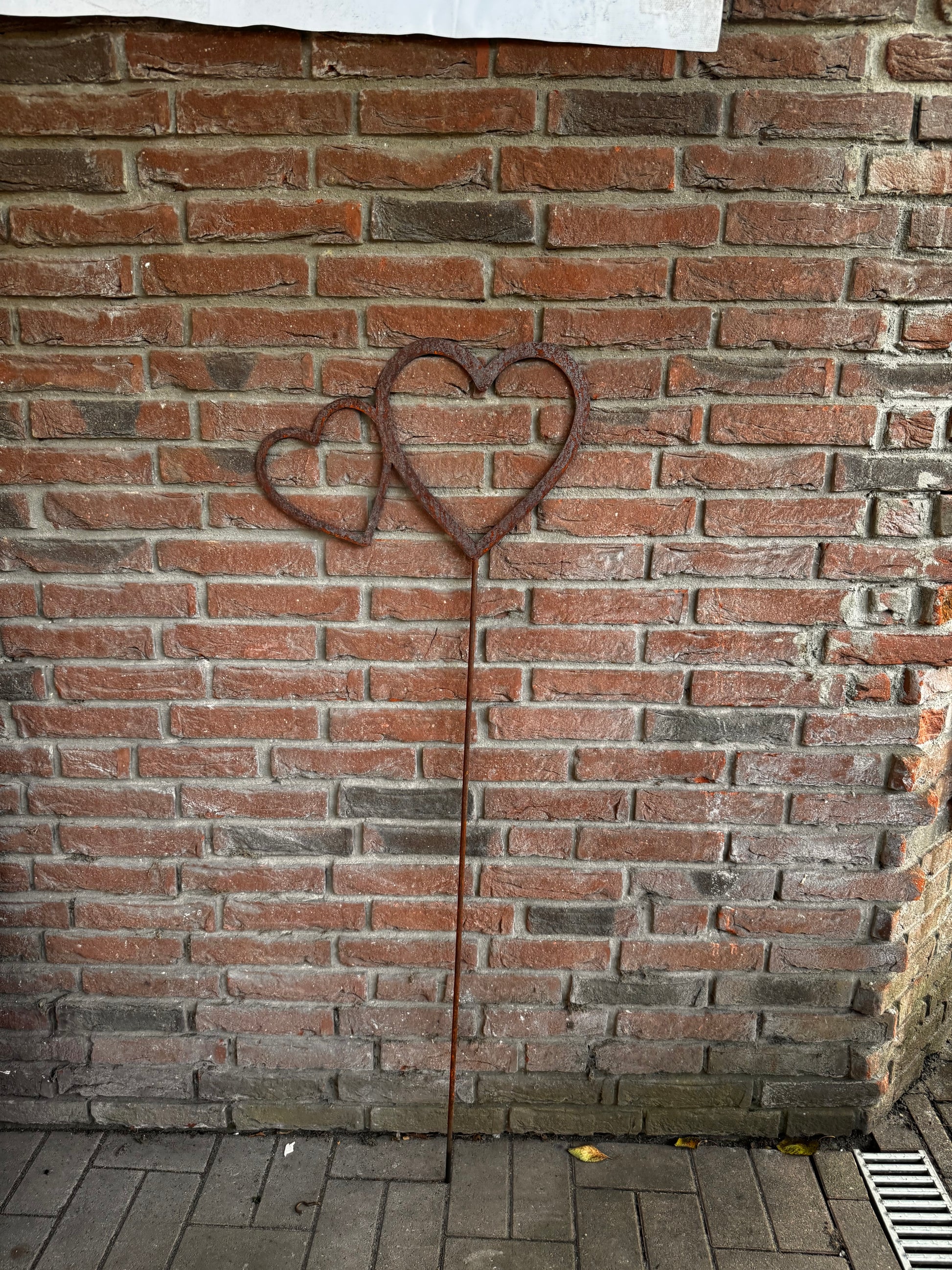 Doppeltes Herz Stabstecker aus Cortenstahl