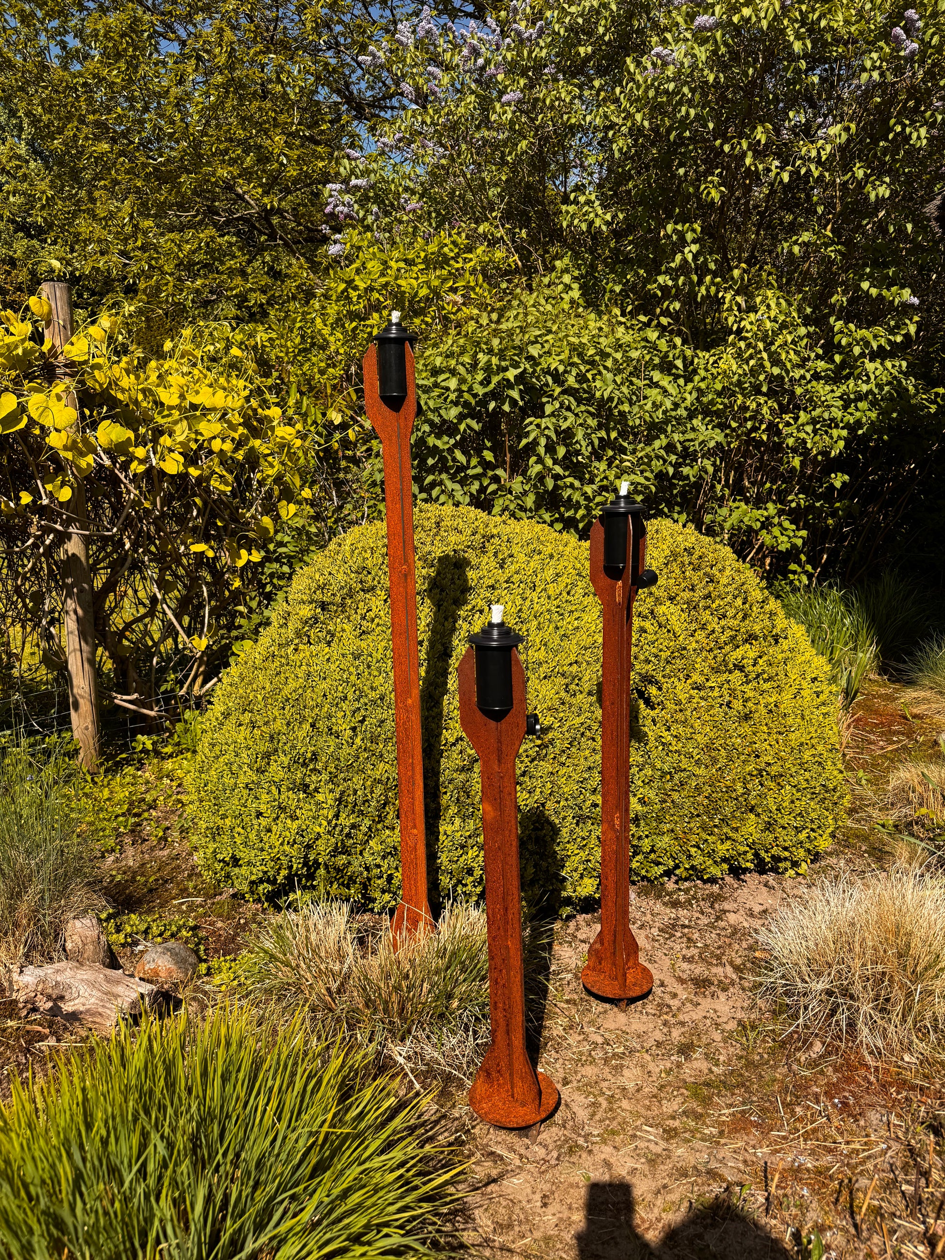 Fackeln aus Cortenstahl – für besondere Gartenmomente!